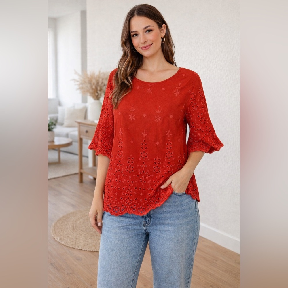 blouse - Picture 1 of 3